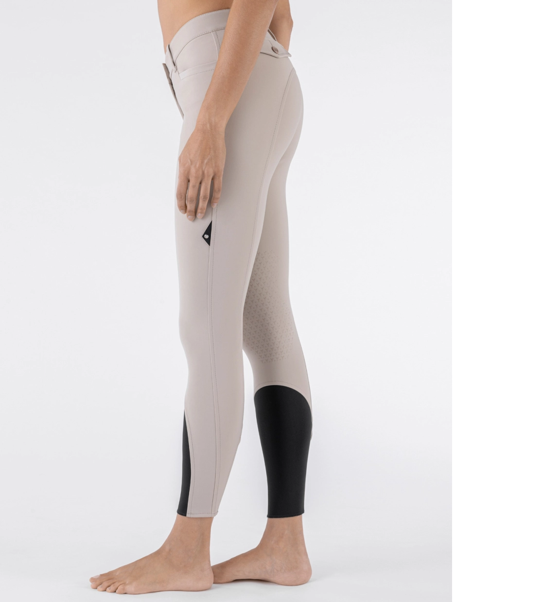 Equiline ATIRK – Women’s B-MOVE Knee Grip Breeches Beige